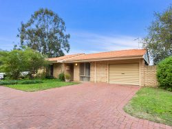 1/11 Geraldine St, Bassendean WA 6054, Australia