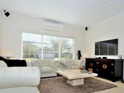 10 Hirani Link, Aveley WA 6069, Australia