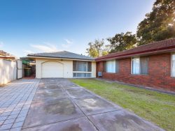 459B Coode St, Dianella WA 6059, Australia