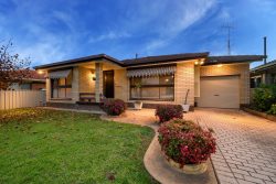 383 Dick Rd, Lavington NSW 2641, Australia