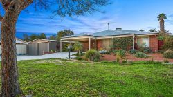 58 Riverside Ln, Seville Grove WA 6112, Australia