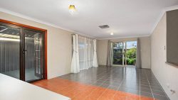 58 Riverside Ln, Seville Grove WA 6112, Australia