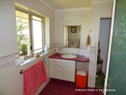 5/125-127 Tate Rd, Tolga QLD 4882, Australia