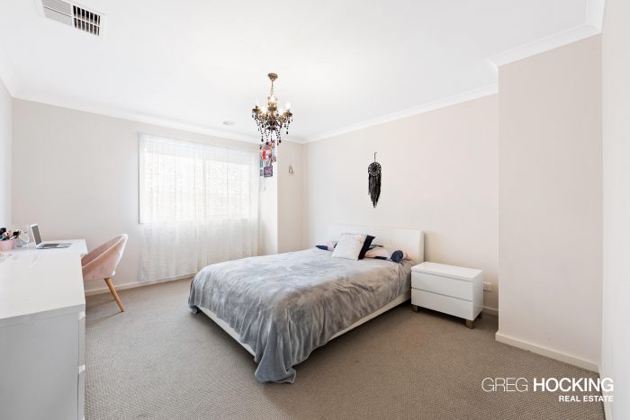 6 Crystal Rd, Melton South VIC 3338, Australia