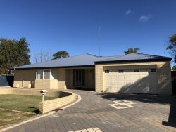 15 Hampton St, Northam WA 6401, Australia