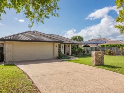 6 Danube Ct, Bli Bli QLD 4560, Australia