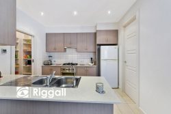 3 Kelsh St, Blair Athol SA 5084, Australia