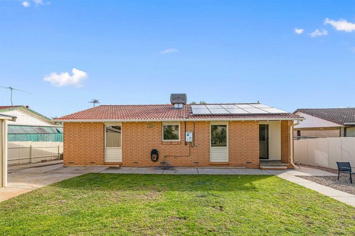 14 Kuranya Way, Morphett Vale SA 5162, Australia