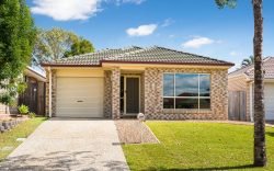 9 Brassington St, North Lakes QLD 4509, Australia