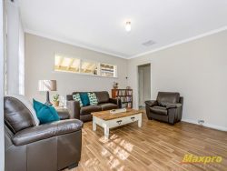 71 Purley Cres, Lynwood WA 6147, Australia