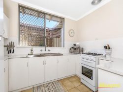 71 Purley Cres, Lynwood WA 6147, Australia