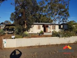 128 Roberts St, Norseman WA 6443, Australia