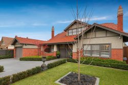 37 The Ridge, Canterbury VIC 3126, Australia