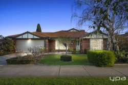 122 Wattle Ave, Werribee VIC 3030, Australia