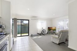 34 Brittania Dr, Watanobbi NSW 2259, Australia