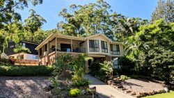 3 Crown Cl, Tarbuck Bay NSW 2428, Australia