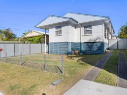 6 Dowling Dr, Southport QLD 4215, Australia