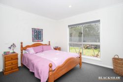 3 Gillan Grove, Broulee NSW 2537, Australia