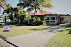 88 Rasmussen Ave, Hay Point QLD 4740, Australia