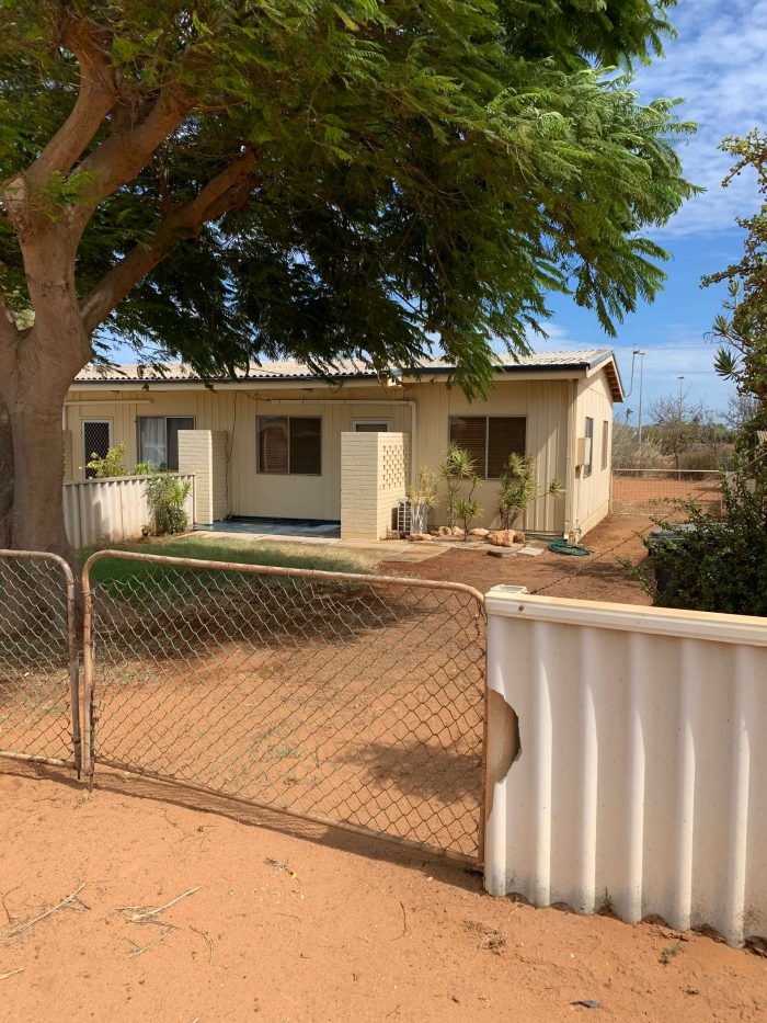 319 Robinson St, East Carnarvon WA 6701, Australia