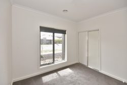 21 Keewong Dr, Strathfieldsaye VIC 3551, Australia