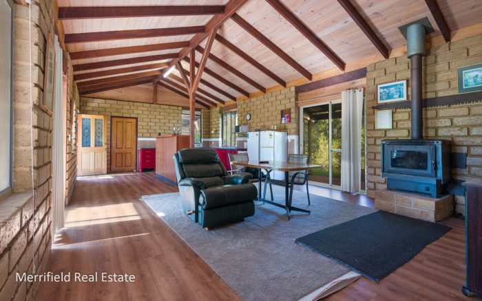 96 Shapland Rd, Youngs Siding WA 6330, Australia