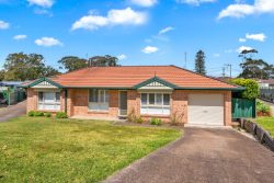 1/10 Baronet Cl, Floraville NSW 2280, Australia