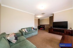 5 Harford Ave, Viveash WA 6056, Australia