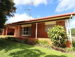 13 Cumbrian Ave, Atherton QLD 4883, Australia