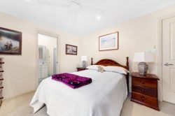 4/3 Edward St, Woy Woy NSW 2256, Australia