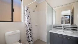 Unit 10/20 Gladstone Rd, Armadale WA 6112, Australia