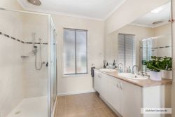 68 Tootle St, Kilmore VIC 3764, Australia