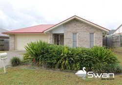 44 Lockyer Pl, Crestmead QLD 4132, Australia