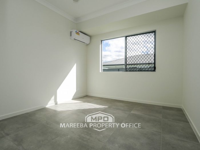 16 Dandaloo Cl, Mareeba QLD 4880, Australia