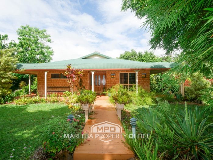 5 Yvonne Cl, Mareeba QLD 4880, Australia