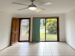 2/46 McMillan St, Labrador QLD 4215, Australia