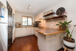 29 Quadea Way, Nollamara WA 6061, Australia