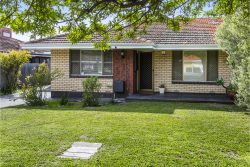 24 Paltridge Ave, Carlisle WA 6101, Australia