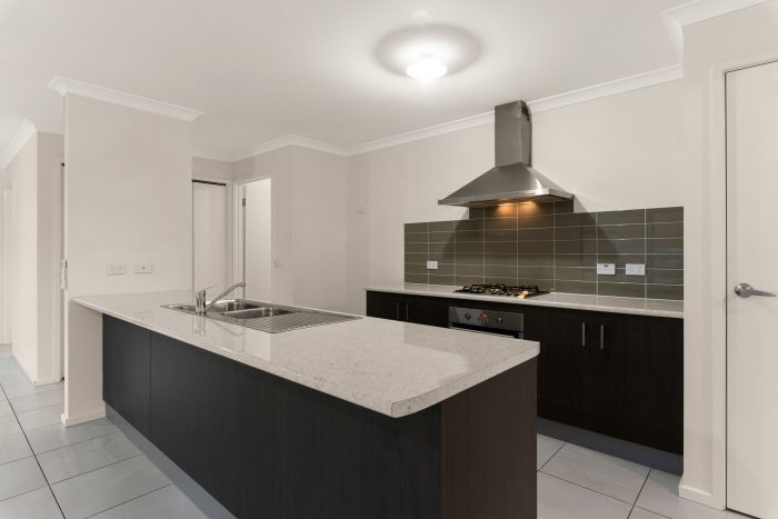 356 Cambourne St, Lavington NSW 2641, Australia