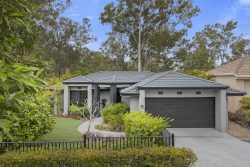 35 Streisand Dr, McDowall QLD 4053, Australia