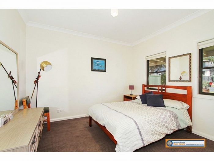 1 St Cuthberts Ave, Armidale NSW 2350, Australia