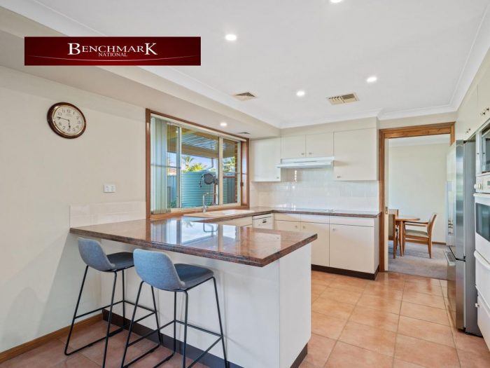 31 Ascot Dr, Chipping Norton NSW 2170, Australia