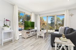 2B Hillcrest Ave, Bardwell Valley NSW 2207, Australia