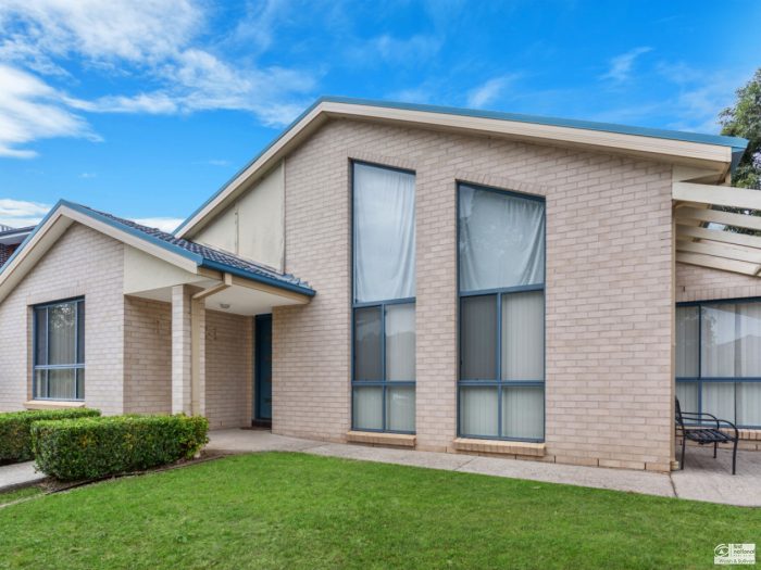 31 Blue Bell Cct, Kellyville NSW 2155, Australia