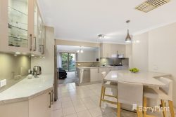 8 Clarke Ct, Wheelers Hill VIC 3150, Australia