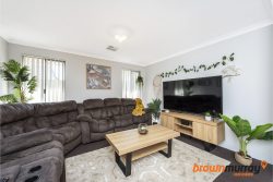 42 Barron Turn, South Yunderup WA 6208, Australia