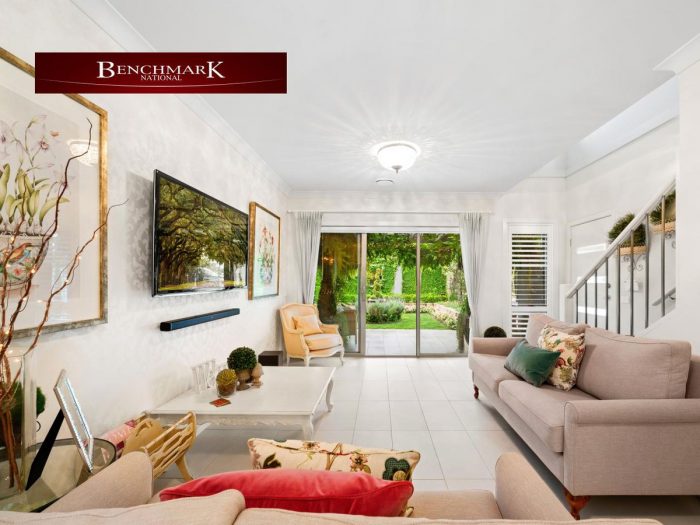 27 Hennessy Ave, Moorebank NSW 2170, Australia