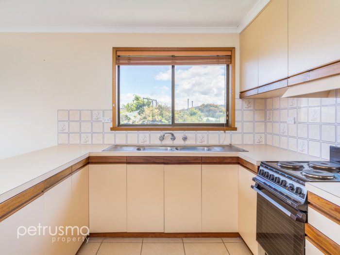 Unit 2/3 Jasmin Ct, Howrah TAS 7018, Australia