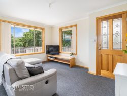 Unit 2/14 Mildura St, Bellerive TAS 7018, Australia