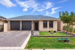 21 Carmelina Ct, Parafield Gardens SA 5107, Australia